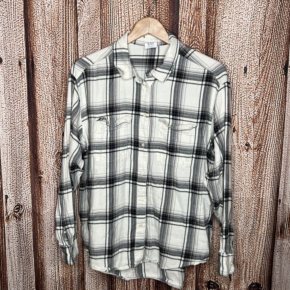 Gap The Big Shirt Womens Medium Plaid Flannel Button Down Front Pockets